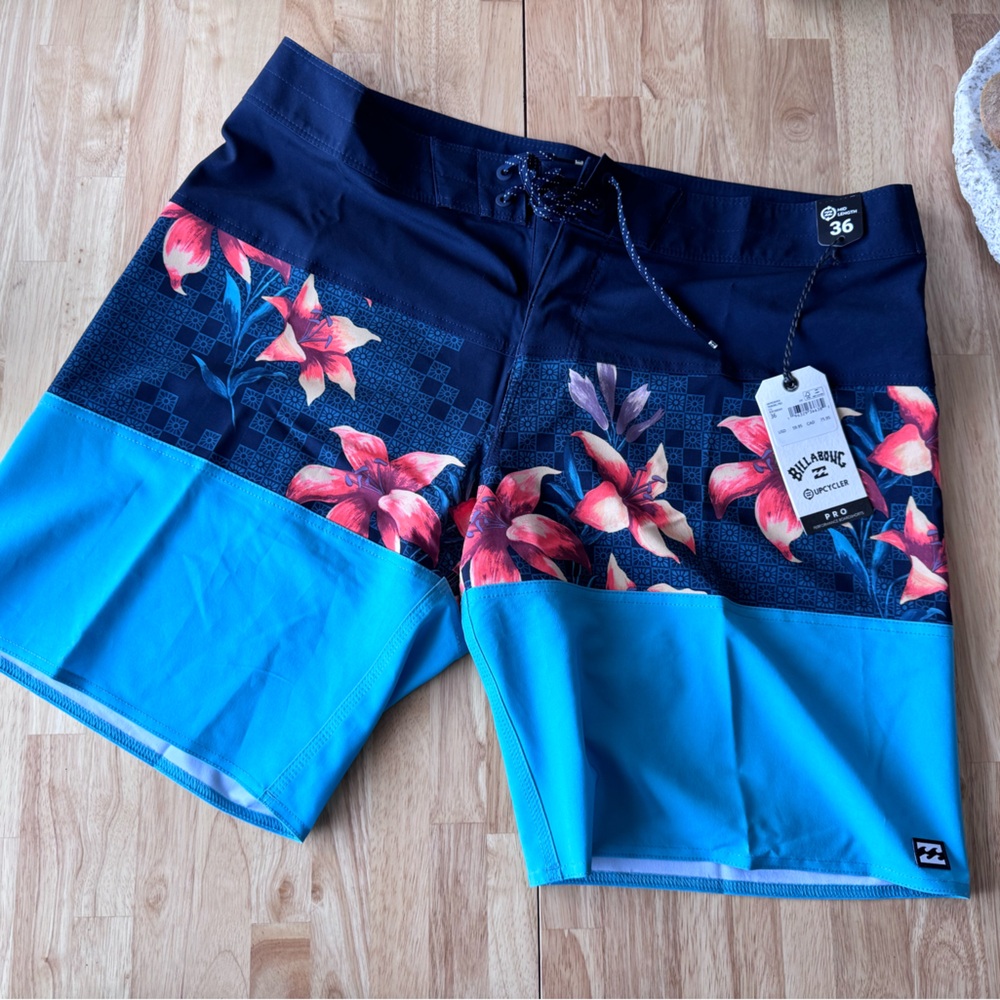Billabong Upcycler Pro Boardshorts size 36